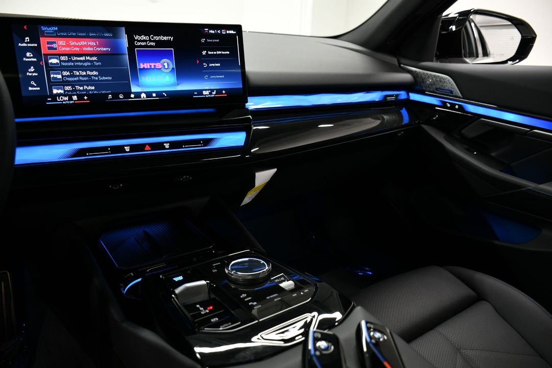 2025 BMW i5