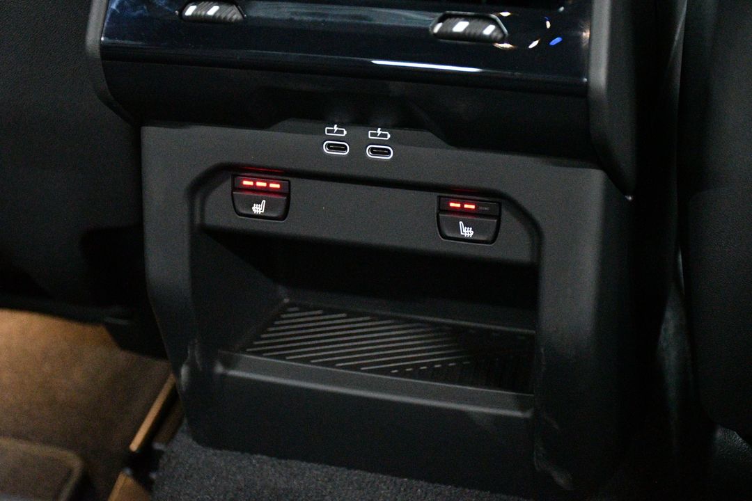 2025 BMW i5