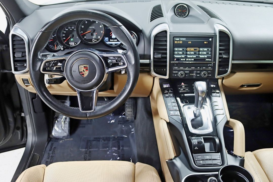 2016 Porsche Cayenne