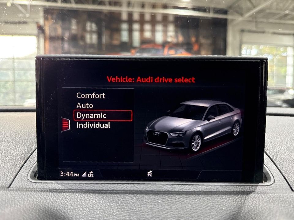 2018 Audi RS3