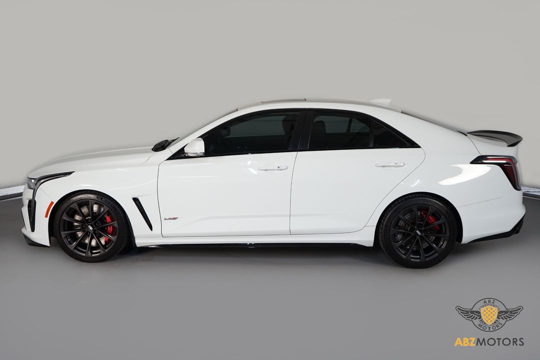 2022 Cadillac CT4