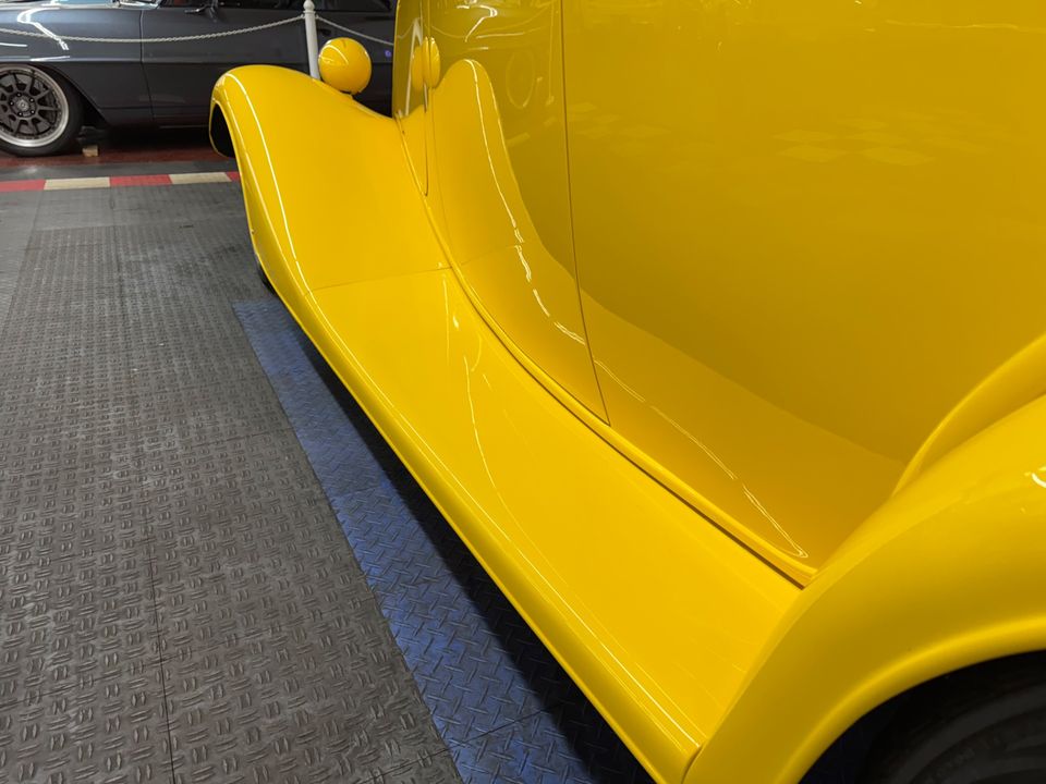 1933 Ford Roadster