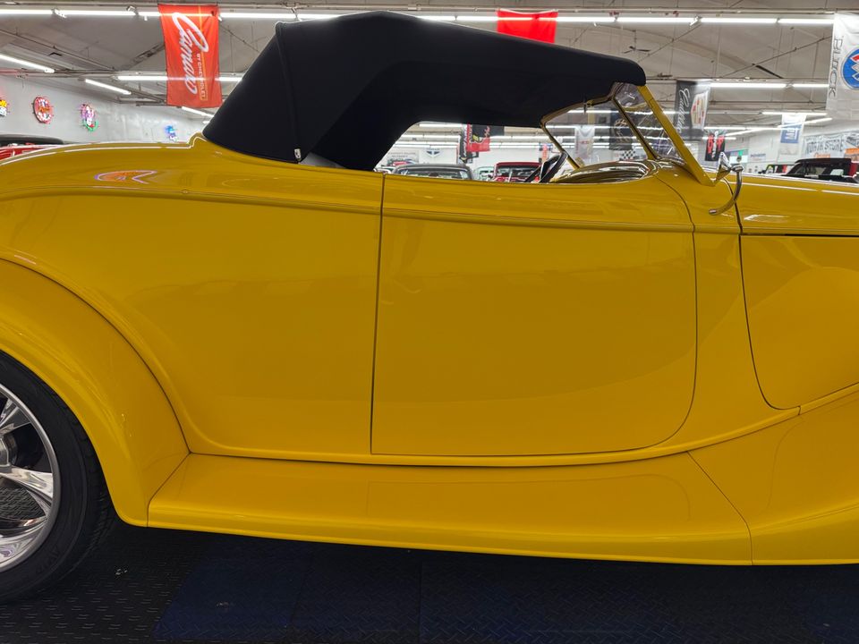1933 Ford Roadster