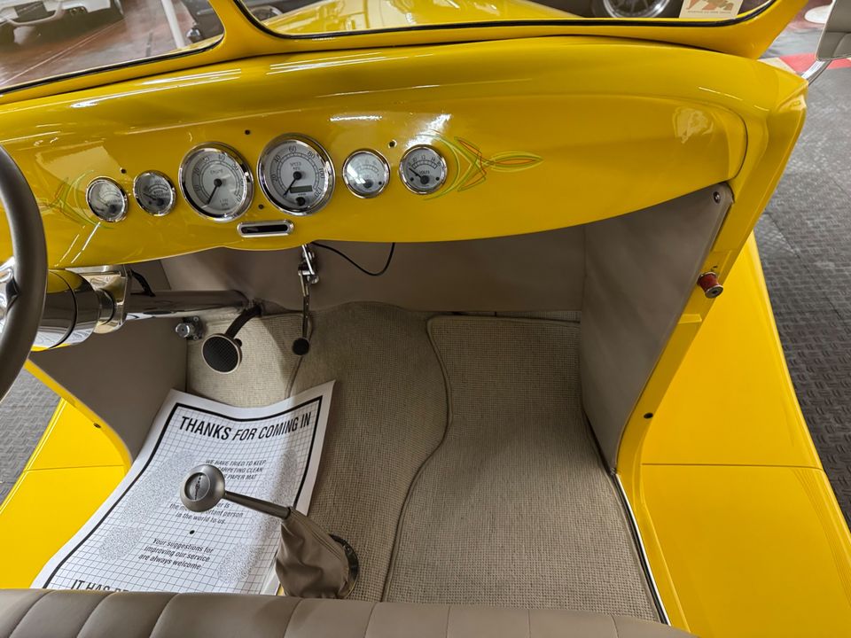 1933 Ford Roadster
