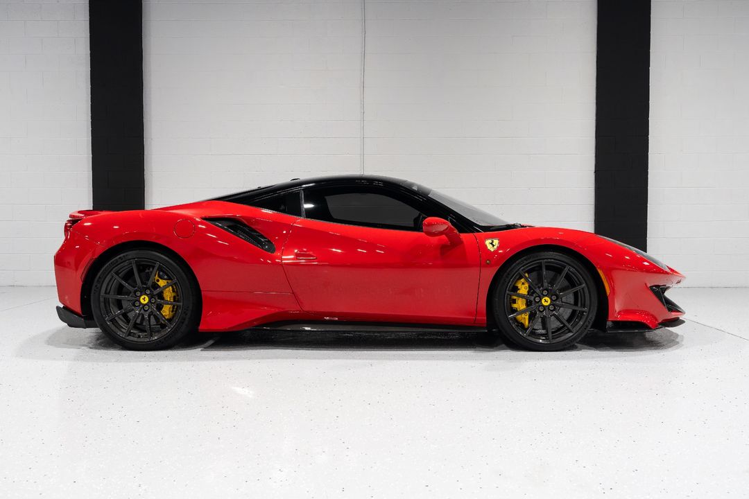 2020 Ferrari 488 Pista