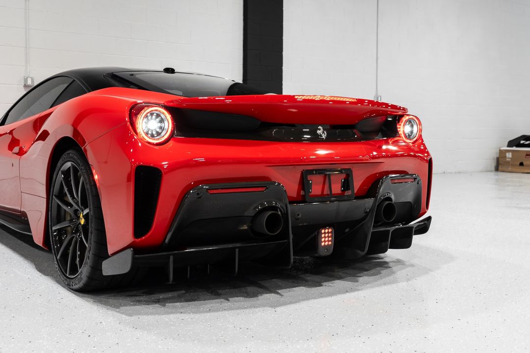2020 Ferrari 488 Pista