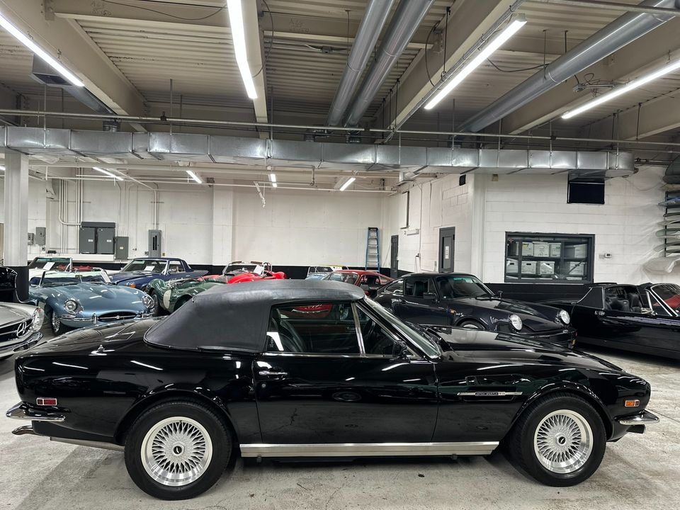 1986 Aston Martin V8 Volante