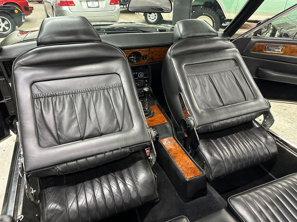 1986 Aston Martin V8 Volante