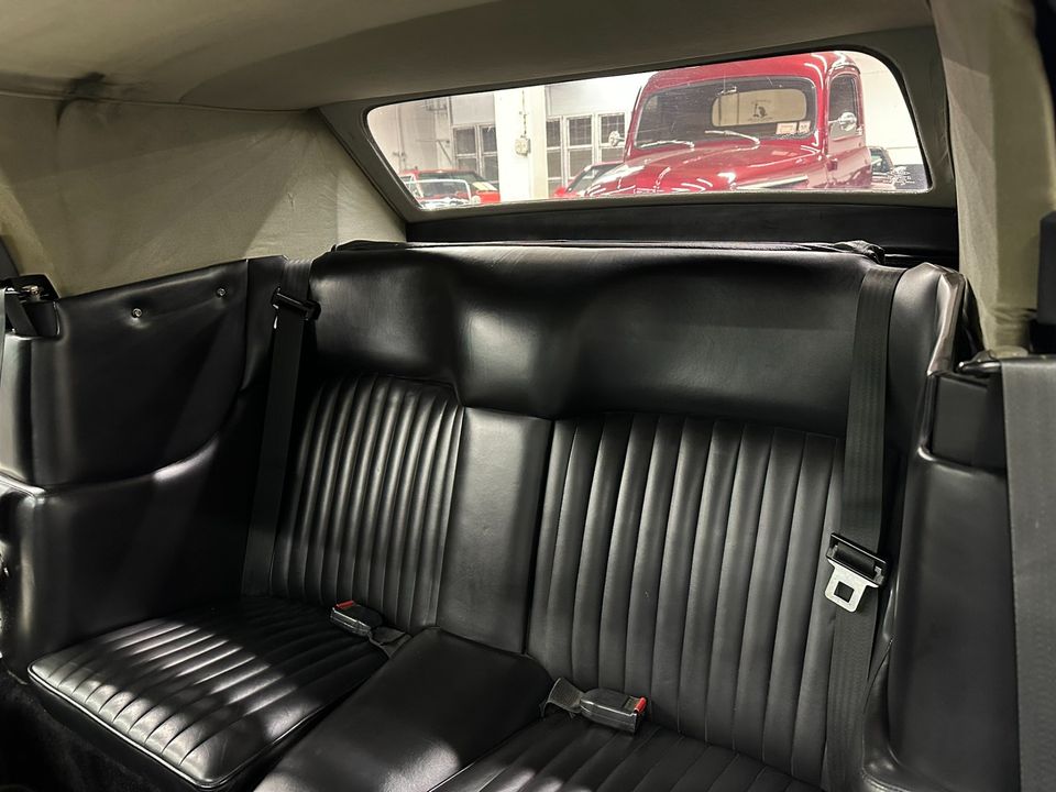 1986 Aston Martin V8 Volante