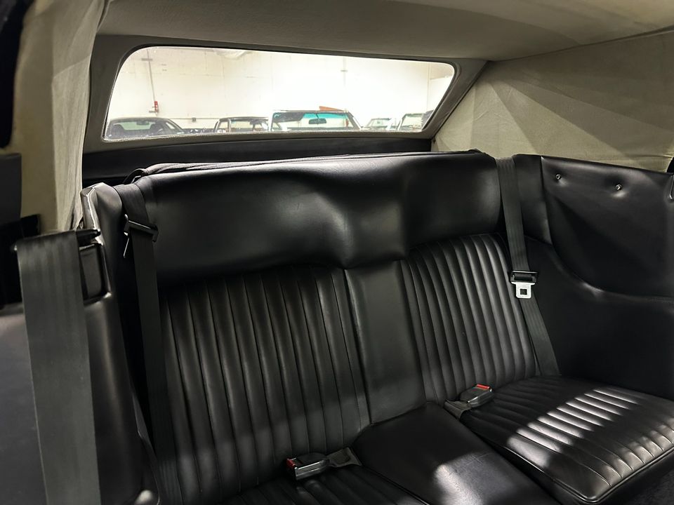 1986 Aston Martin V8 Volante