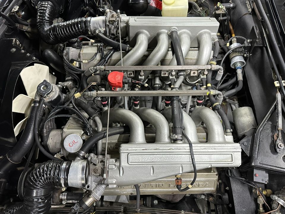 1986 Aston Martin V8 Volante
