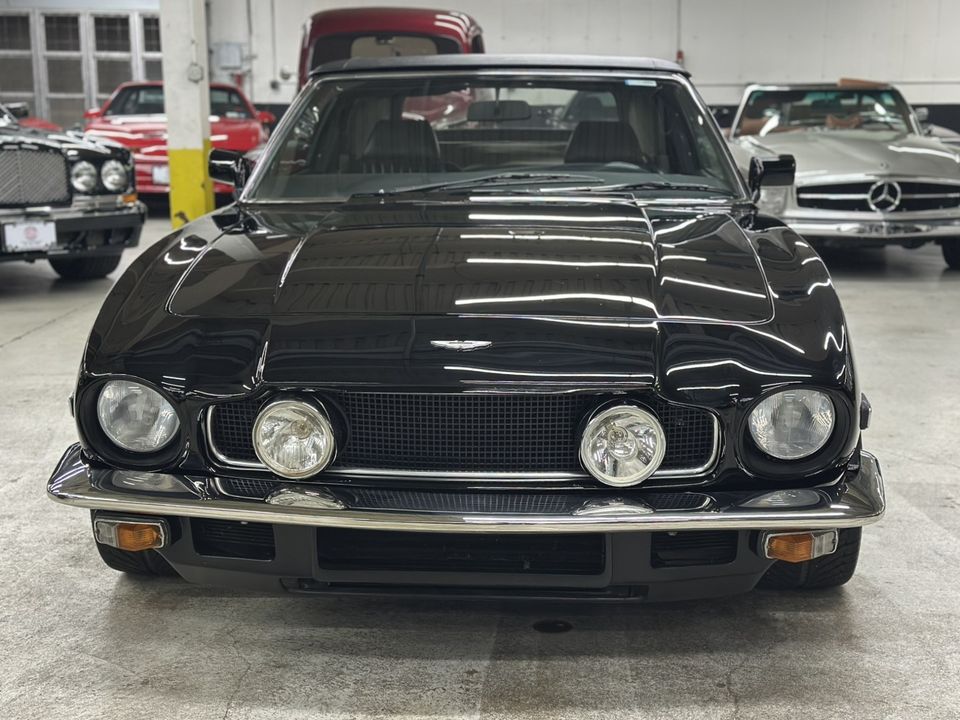 1986 Aston Martin V8 Volante