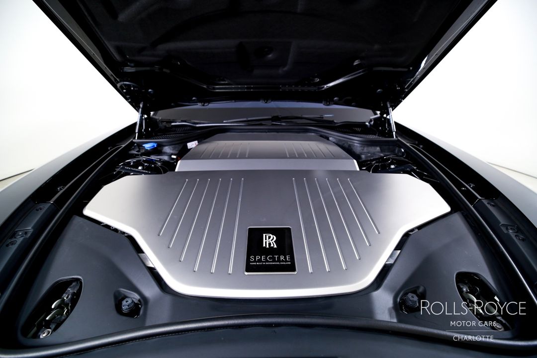 2024 Rolls-Royce Spectre