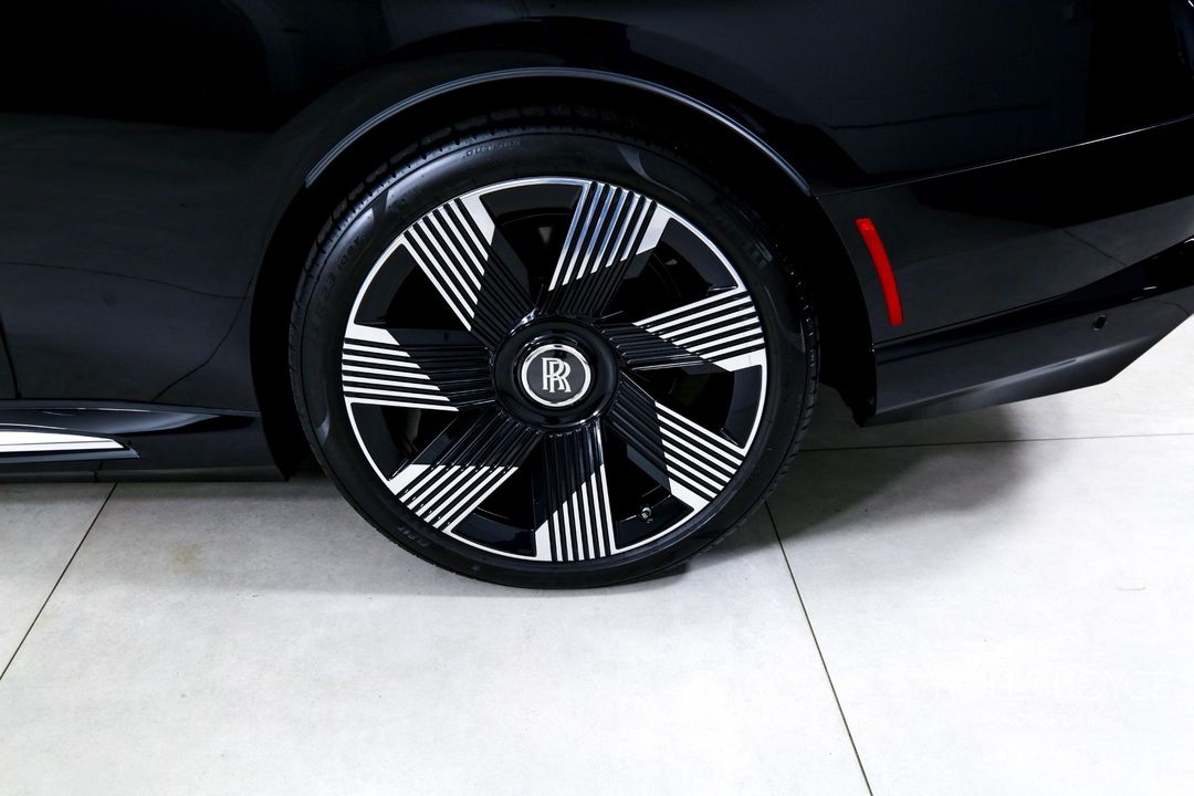 2024 Rolls-Royce Spectre