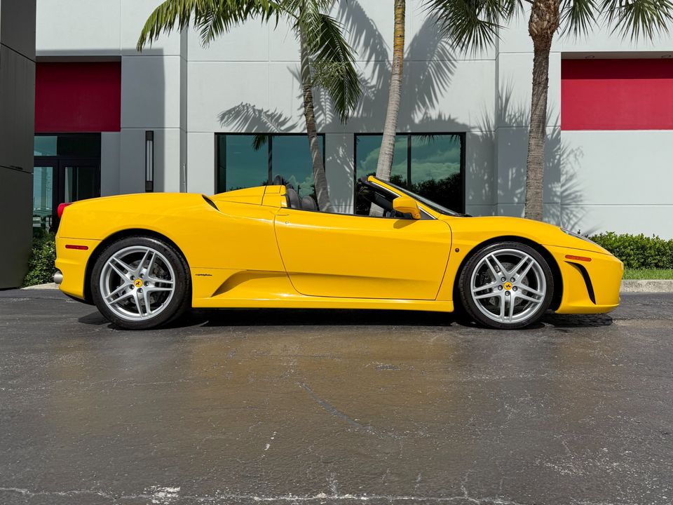 2005 Ferrari F430