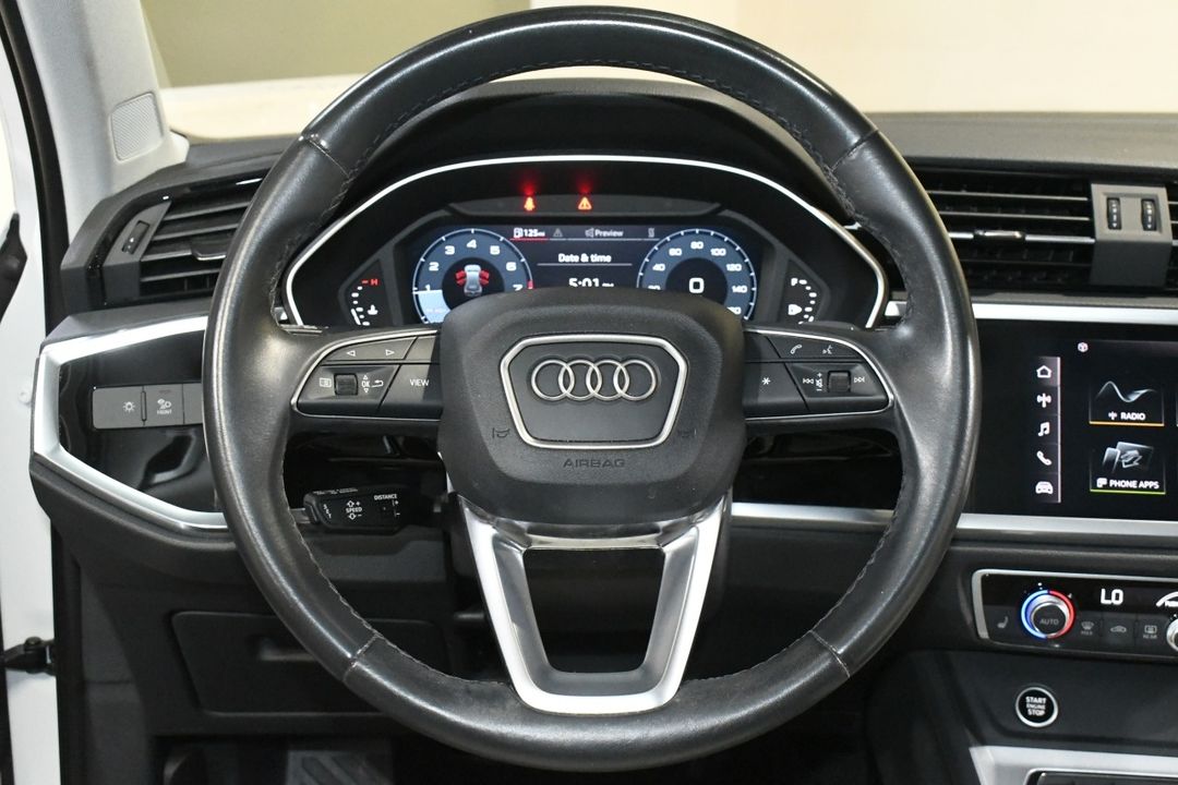 2022 Audi Q3