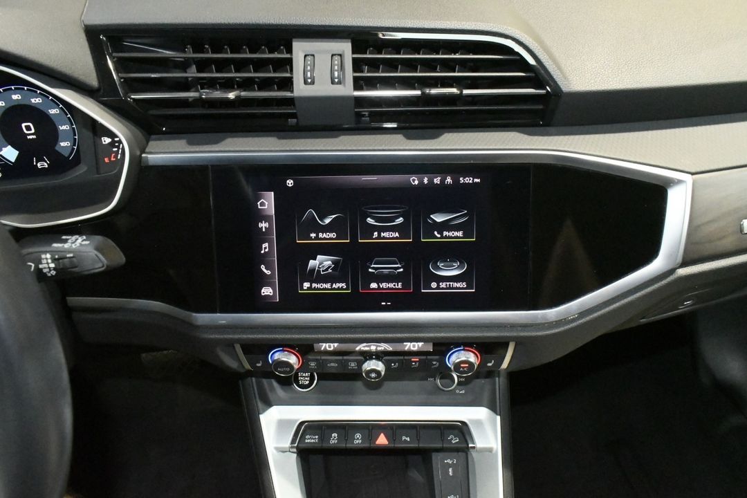 2022 Audi Q3
