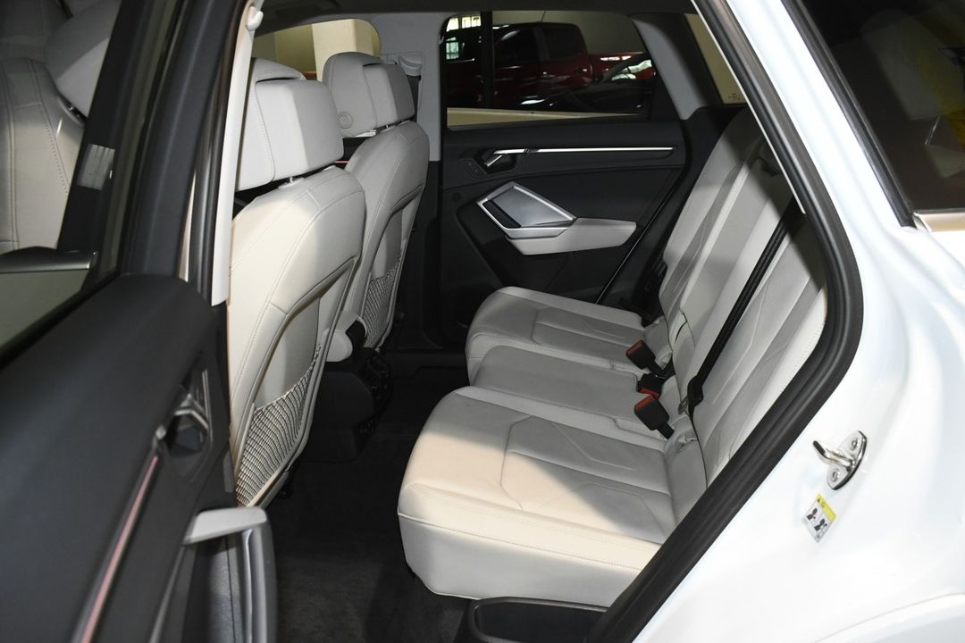 2022 Audi Q3