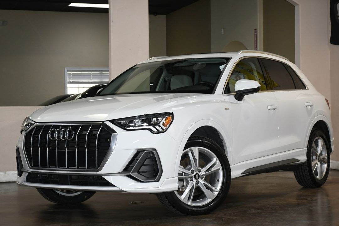 2022 Audi Q3