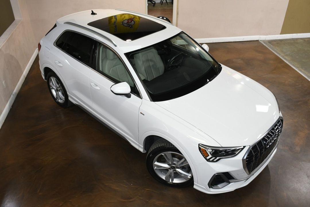 2022 Audi Q3