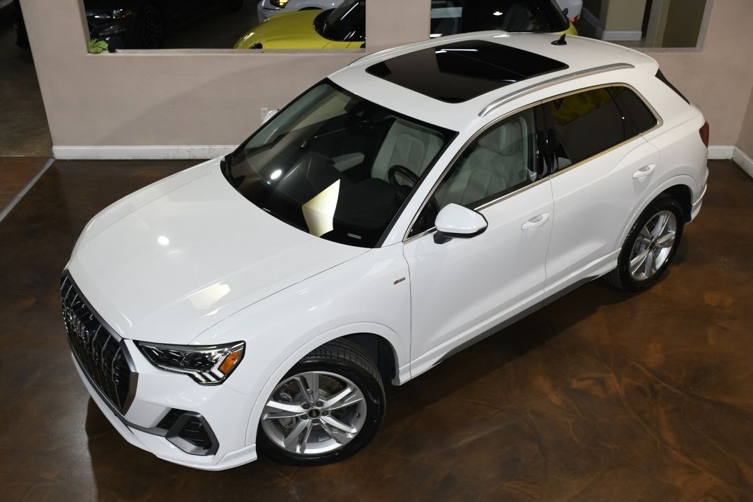 2022 Audi Q3