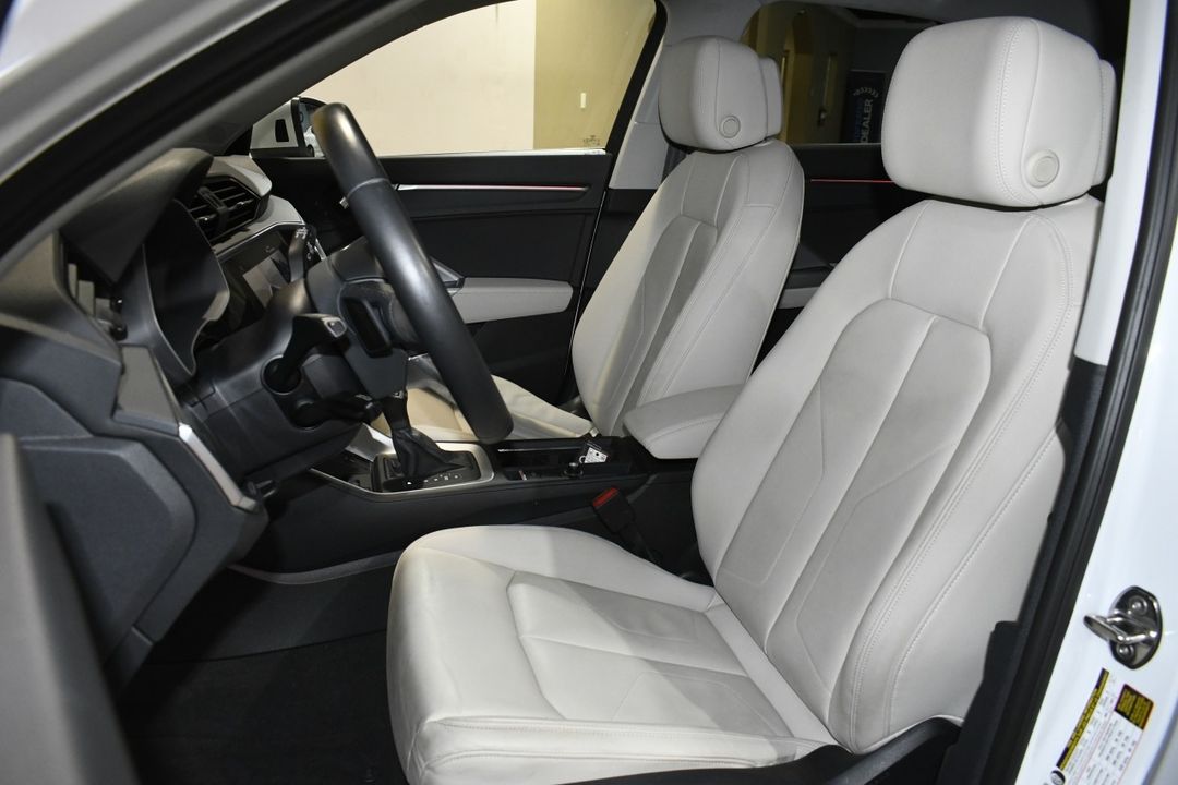 2022 Audi Q3