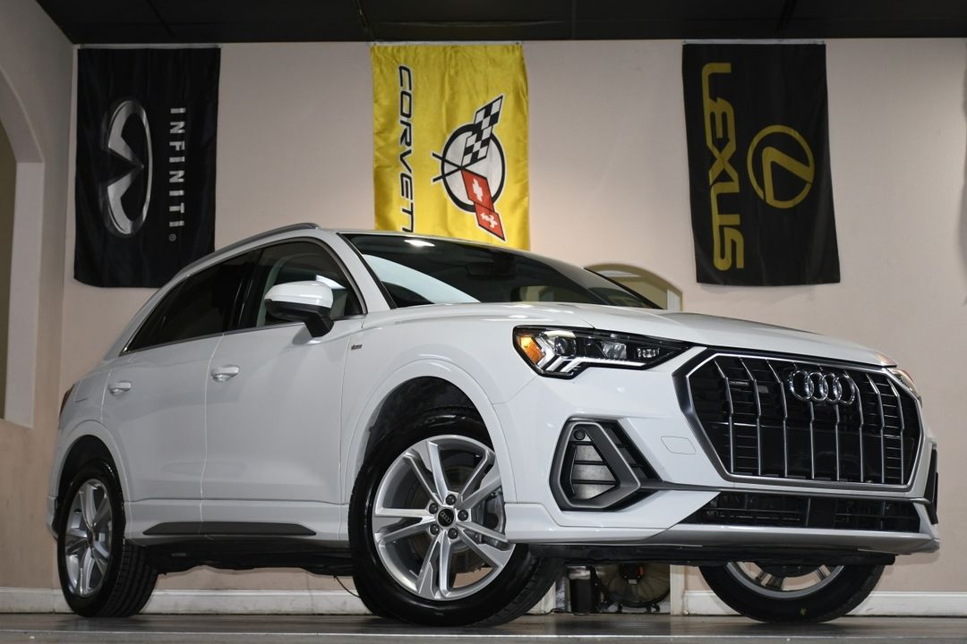 2022 Audi Q3
