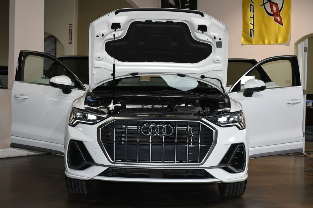 2022 Audi Q3