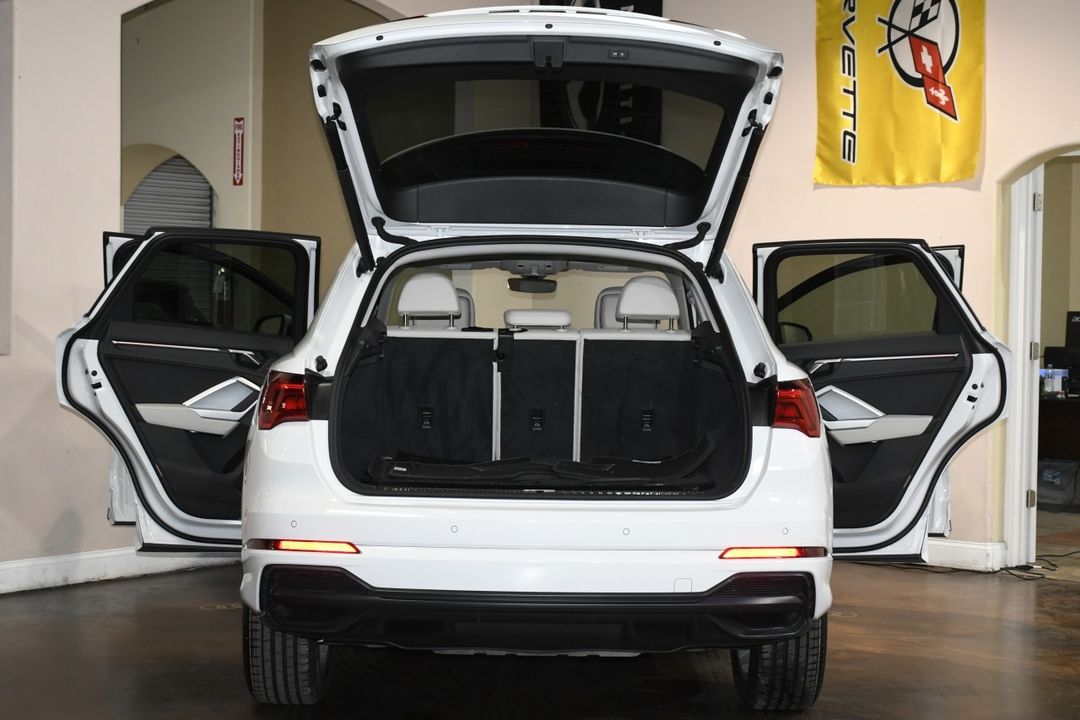 2022 Audi Q3