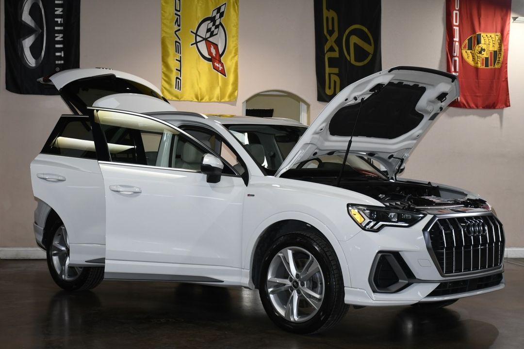 2022 Audi Q3