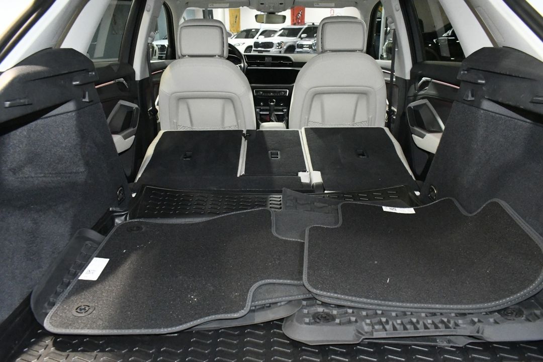 2022 Audi Q3