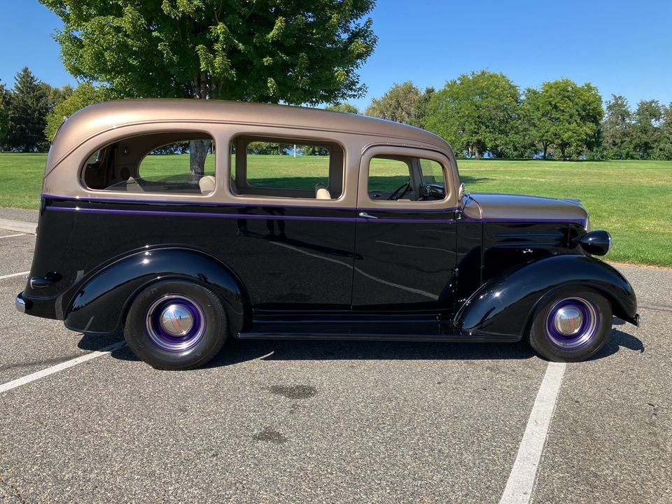 1937 Chevrolet Suburban