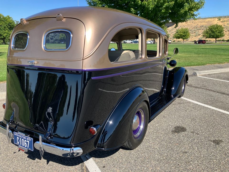 1937 Chevrolet Suburban