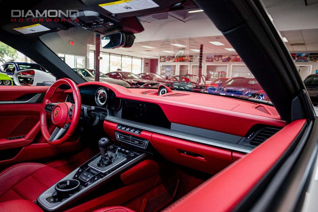 2024 Porsche 911