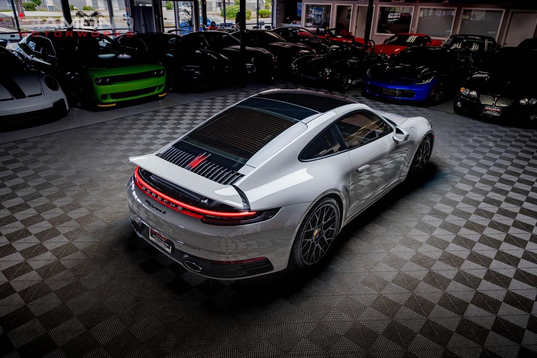 2024 Porsche 911