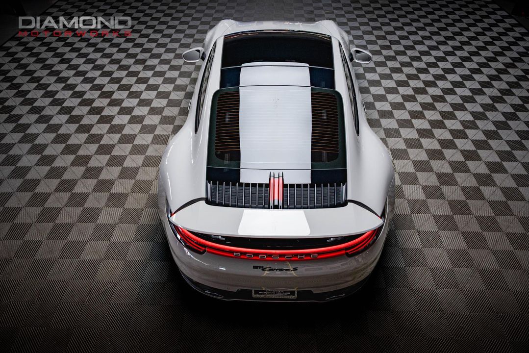 2024 Porsche 911