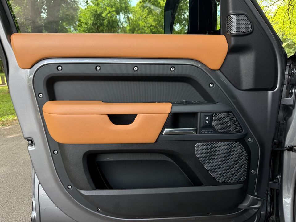 2020 Land Rover Defender