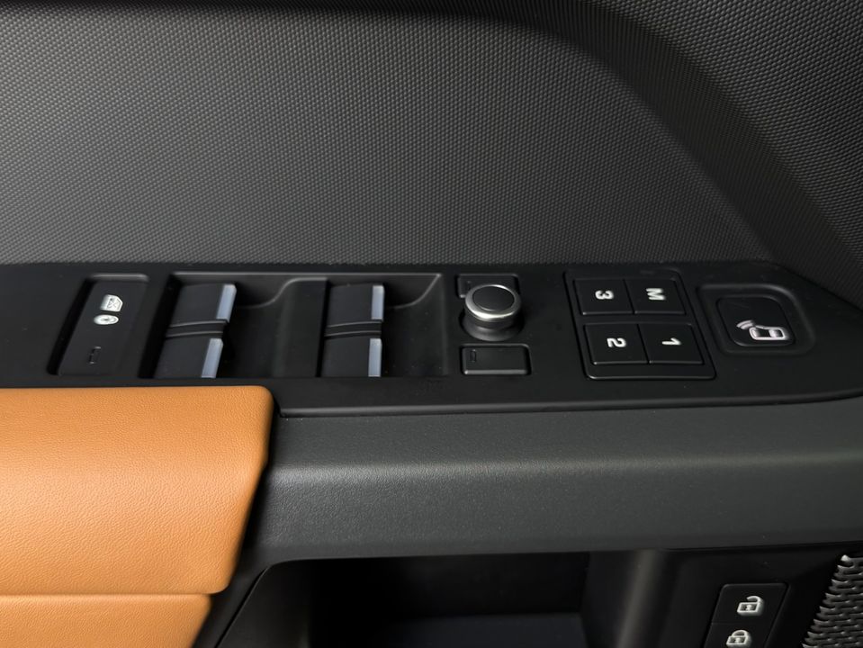 2020 Land Rover Defender