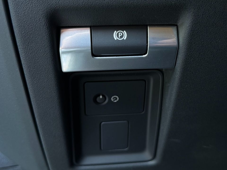 2020 Land Rover Defender