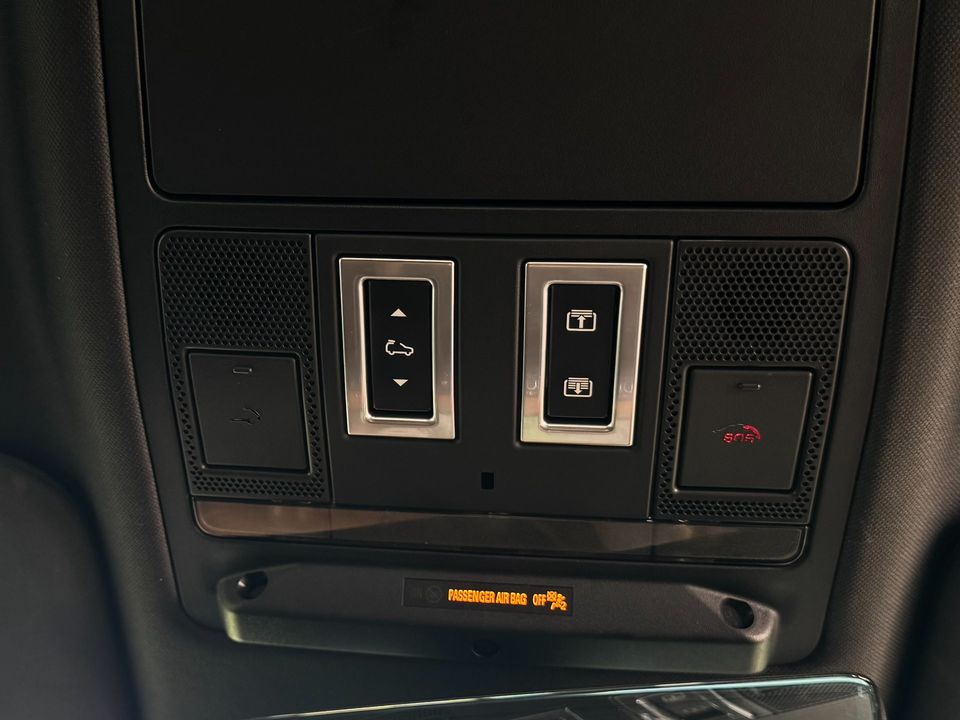 2020 Land Rover Defender