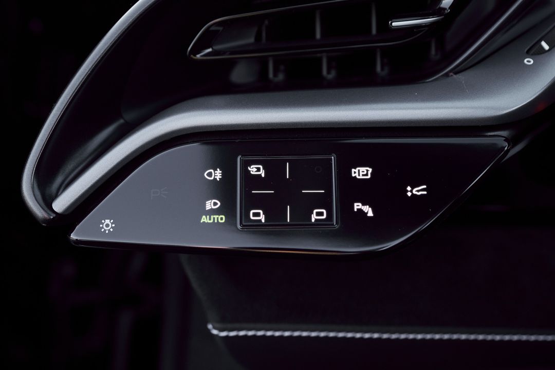 2025 Ferrari SF90 Spider