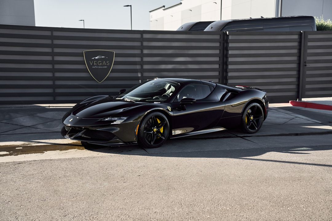 2025 Ferrari SF90 Spider