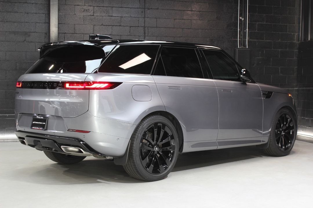 2025 Land Rover Range Rover Sport