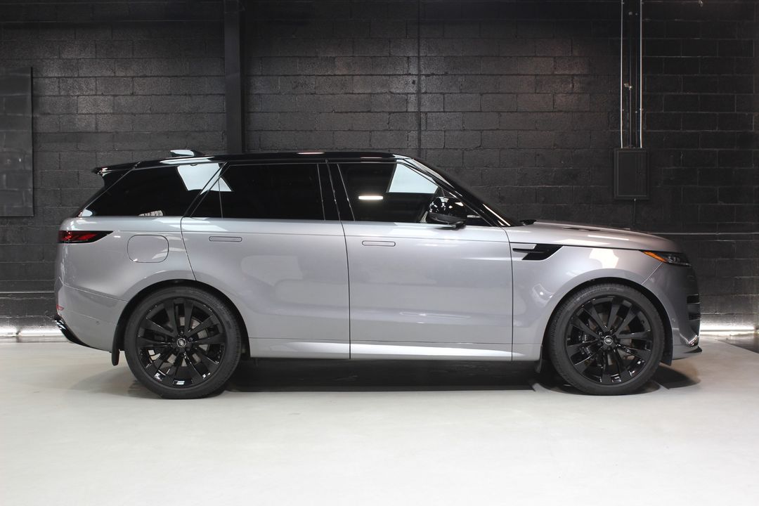 2025 Land Rover Range Rover Sport