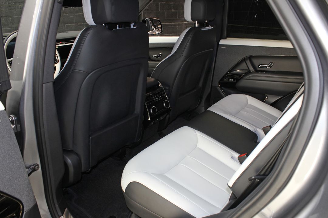 2025 Land Rover Range Rover Sport