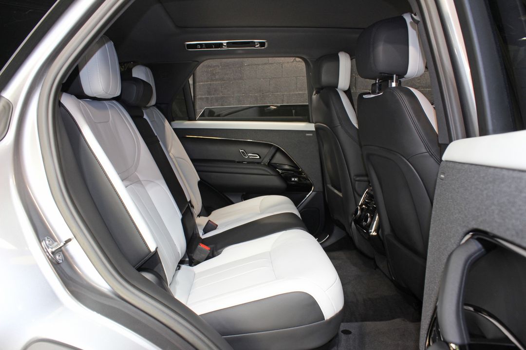 2025 Land Rover Range Rover Sport
