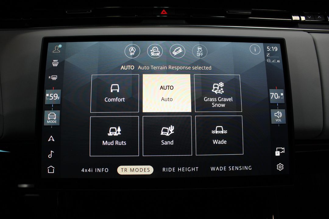 2025 Land Rover Range Rover Sport
