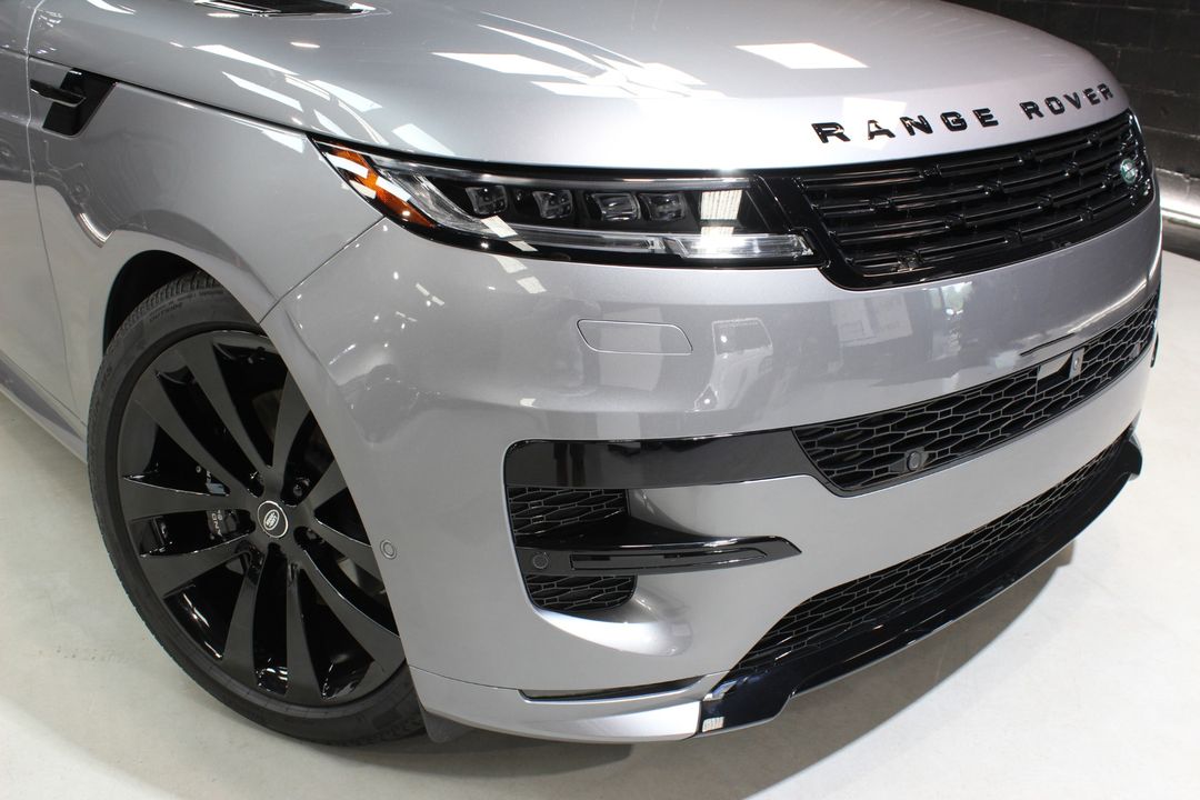 2025 Land Rover Range Rover Sport