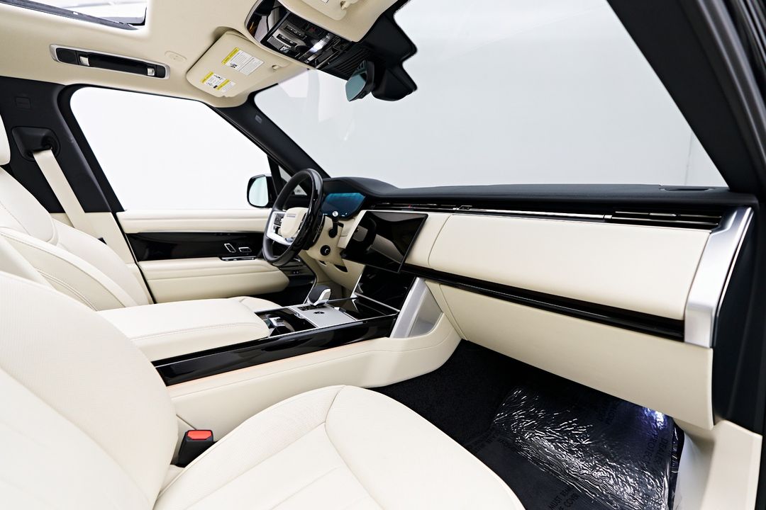 2025 Land Rover Range Rover