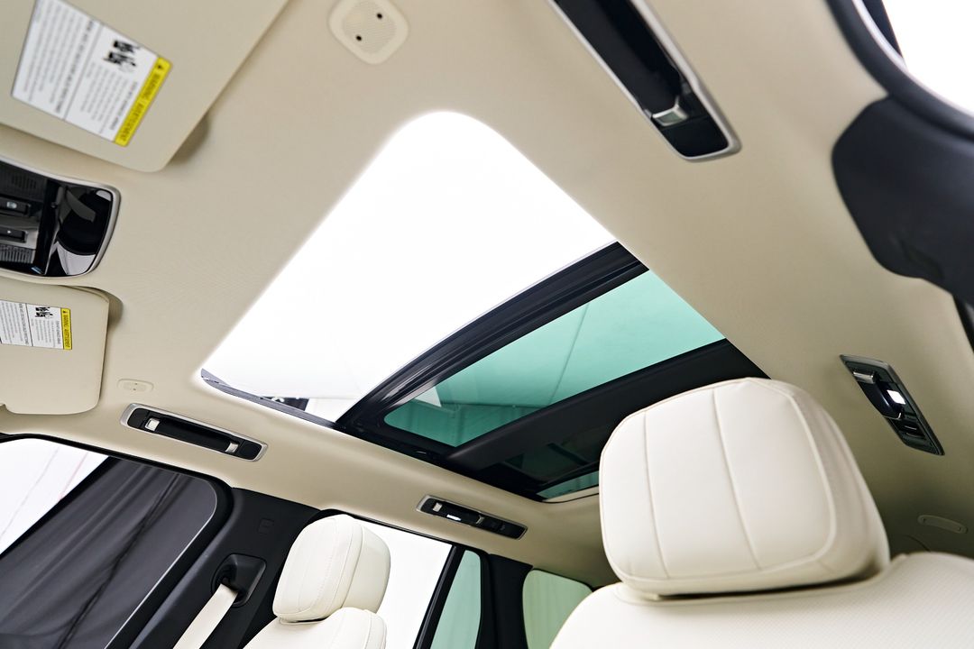 2025 Land Rover Range Rover